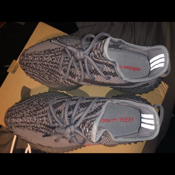 Yeezy - Picture 2 of 7
